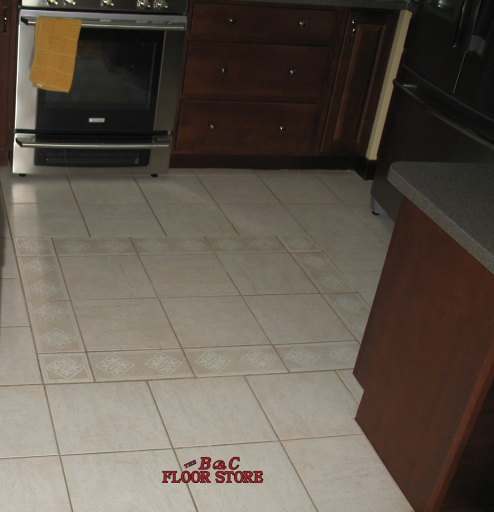 Kitchen tile to cork Before_WM