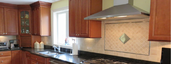 Making a Statement in Your Kitchen with Just a Backsplash